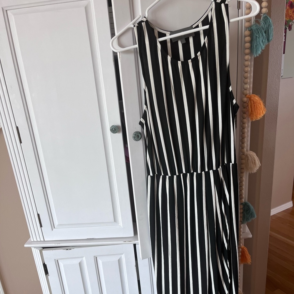 Sunday in Brooklyn Boack and White Jersey Dress